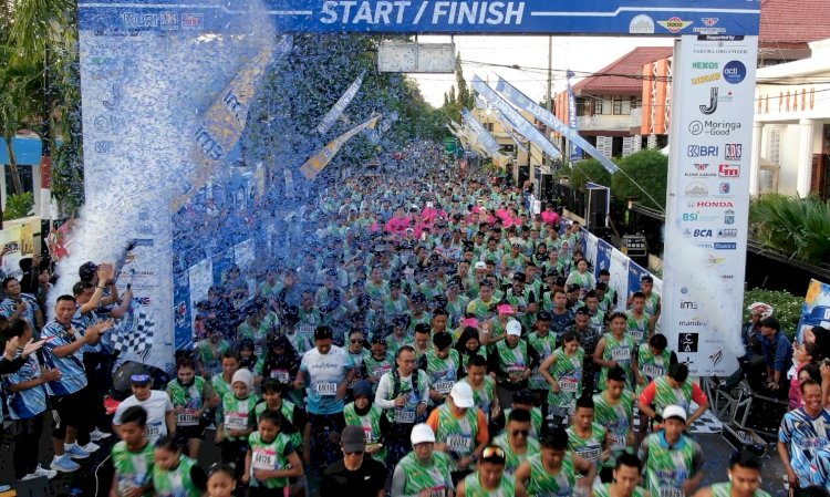 Peringati HUT Lantas, Polres Probolinggo Kota Gelar Lari Tretan Zebrun 6,8K Dengan Ratusan Runner