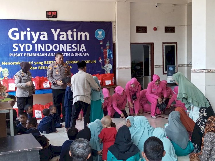 Jelang Hari Bhayangkara, Polsek Gedangan Peduli Anak Yatim dan Duafa