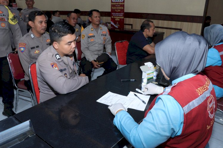 Jelang Pengamanan TPS di Pilkada 2024 Polres Blitar Kota Lakukan Rikkes Personel