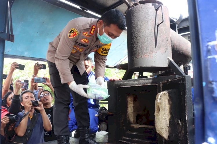 Polresta Sidoarjo Musnahkan Barang Bukti Sabu Senilai Rp 30 Miliar