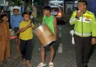 Polres-Pasuruan-Dampingi-Warga-Patrol-Sahur-Cegah-Tawuran