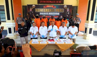 Polisi-Berhasil-Amankan-5-Orang-Komplotan-Pemalsuan-Sertifikat-Tanah-di-Magetan