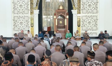 Polresta-Sidoarjo-Bina-Rohani-dengan-Mengaji