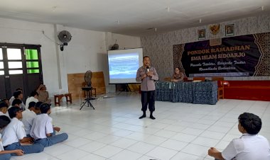Pondok-Ramadhan,-Polisi-Sidoarjo-Edukasi-Bahaya-Kenakalan-Remaja