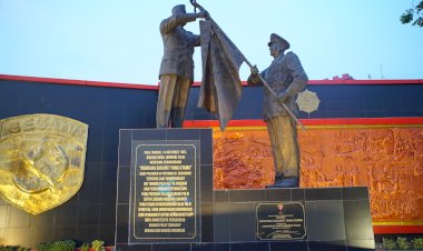 Polri-Pernah-Mendapatkan-Anugrah-Sakanti-Yana-Utama-dari-Presiden-RI,-Ini-Sejarahnya-: