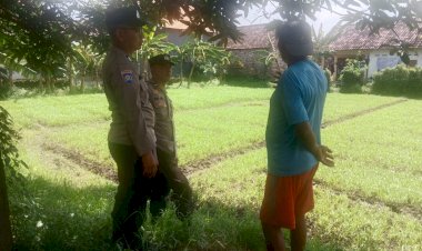 Sat-Binmas-Polresta-Sidoarjo-Dampingi-Warga-Kelola-Pekarangan-Bergizi