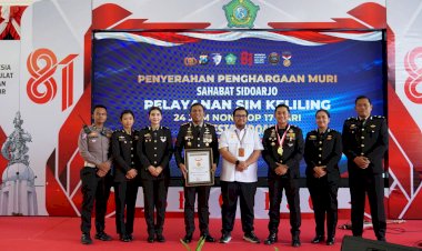 SIM-Keliling-Sahabat-Sidoarjo-24-Jam-Nonstop-Raih-Rekor-MURI,-Catat-Pelayanan-SIM-Keliling-Terlama