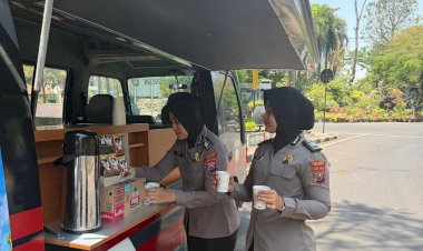 Polres-Gresik-Gencarkan-Inovasi-Kopi-Keliling,-Bangun-Kedekatan-dengan-Warga-Ajak-Jaga-Kamtibmas