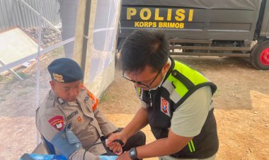 Polres-Mojokerto-Cek-Kesehatan,-Dukung-Fisik-Prima-Personel-Brimob-Siaga-Karhutla-Gunung-Arjuno---Welirang