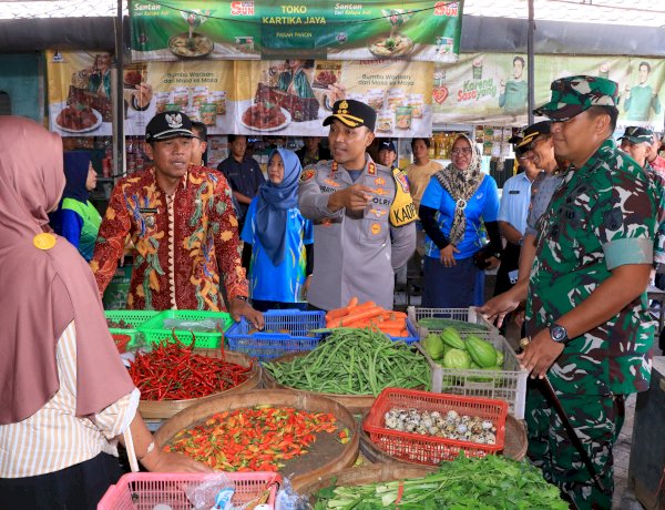 Polres Ngawi Bersama Pemkab Sidak Pasar Jaga Stabilitas Harga dan Ketersediaan Bapokting