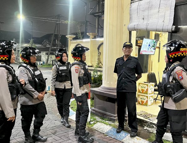 Polwan Polresta Sidoarjo Intensifkan Patroli, Pastikan Kamtibmas Tetap Kondusif