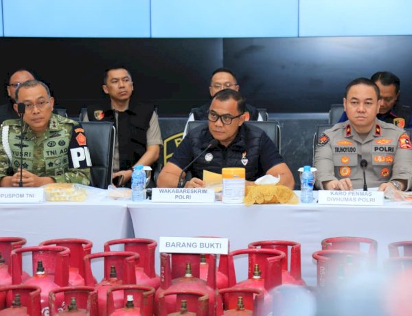 Polri Ungkap 330 Tersangka Penyalahgunaan BBM dan LPG Subsidi dalam 13 Hari