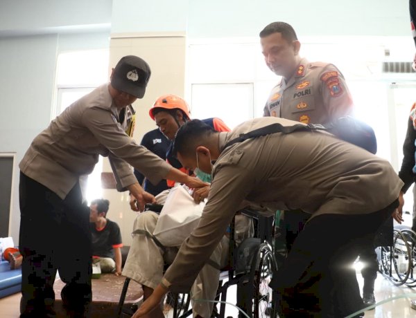 Polres Pelabuhan Tanjungperak Dampingi Korban Peristiwa KM Mutiara Sentosa II, Pastikan Penanganan Maksimal