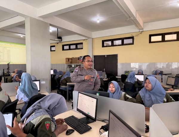 Polresta Sidoarjo Edukasi Generasi Muda Pemanfaatan AI yang Bijak