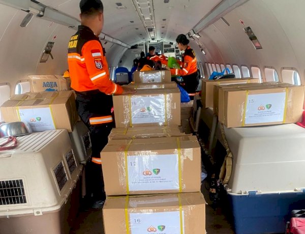 Terus Bergerak Cepat, Polri Kembali Kirim K9, Obat-obatan dan 3,4 Ton Bantuan ke NTT