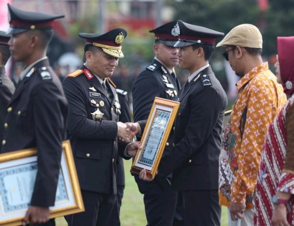 Maknai HUT ke-81 RI, Polda Jatim Tekankan Pelayanan Terbaik untuk Masyarakat