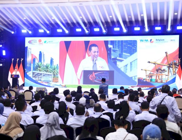 Kapolri: Buruh Indonesia Harus Siap Hadapi Perubahan dan Perkuat Daya Saing Global