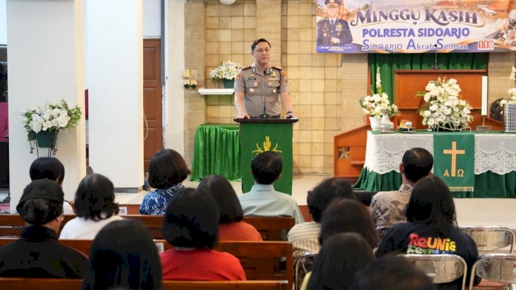 Sidoarjo-Akrab-Seiman--Minggu-Kasih-Bersama-Kapolresta-Sidoarjo-di-GKI