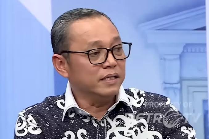 Egi Hendrawan Bela Kapolri Listyo Sigit dari Kritikan DPR dan PDIP: 