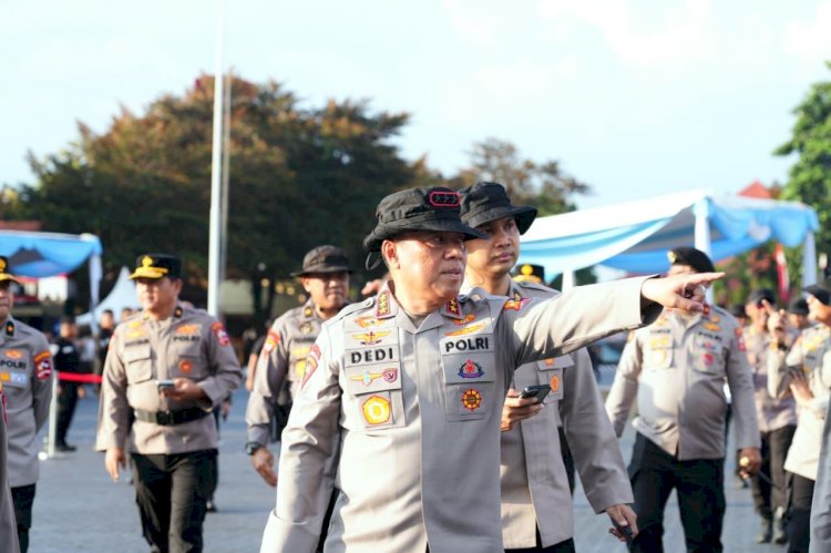 Wakapolri Komjen Dedi Prasetyo Raih Penghargaan Kepemimpinan Publik dari Fakultas Hukum Universitas Brawijaya