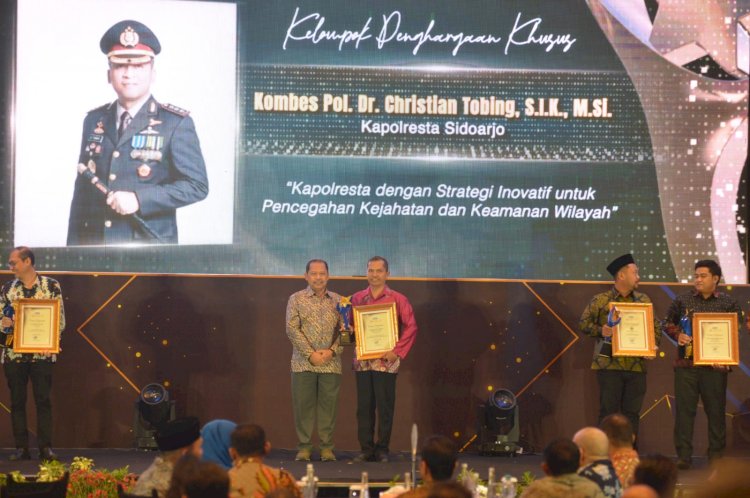 Strategi Inovatif Kapolresta Sidoarjo Cegah Kejahatan dan Keamanan Wilayah Raih Radar Surabaya Award
