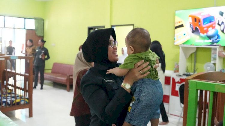 Serdik Sespimmen Polri Dikreg ke-67 Wujudkan Kepedulian untuk Anak Asuhan Dinsos Sidoarjo