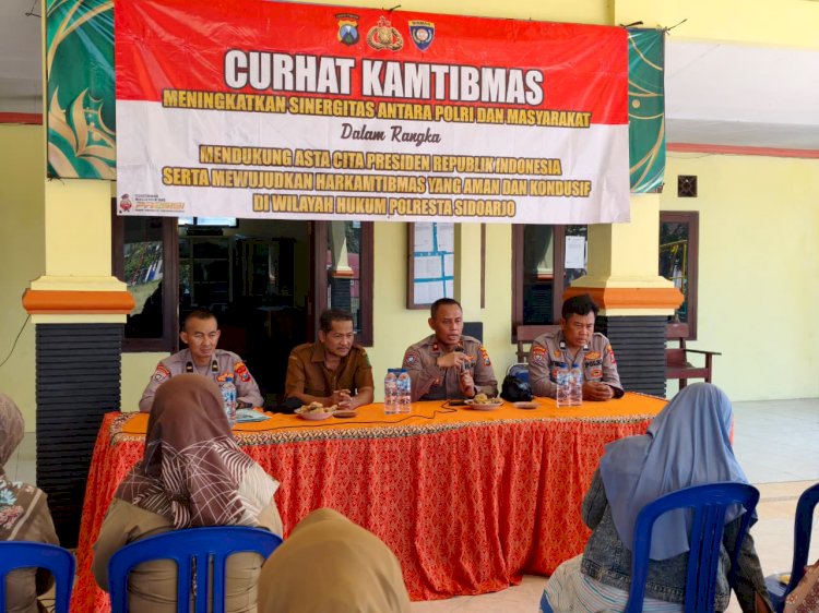 Curhat Kamtibmas di Desa Prambon, Polresta Sidoarjo Ajak Warga Jaga Situasi Kondusif