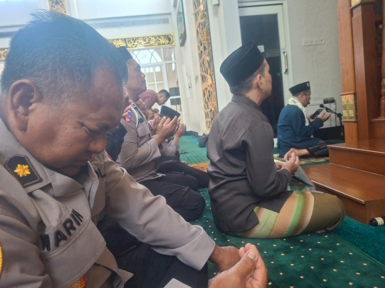 Polresta Sidoarjo dan Warga Gelar Doa Bersama untuk Kesembuhan Santri Ponpes Manbaul Hikam